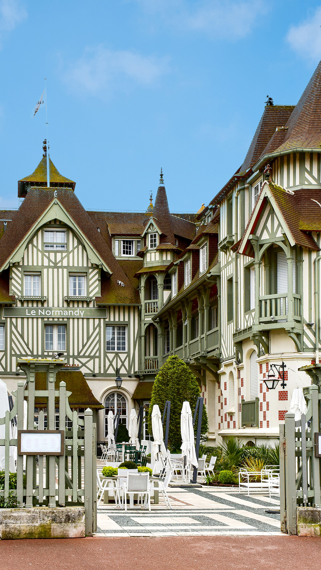 Le Normandy Hotel